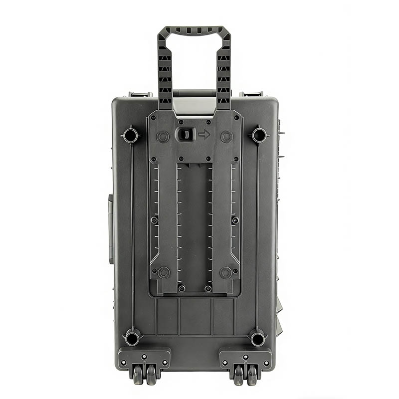 Equipment hard box with telescopic pull rod